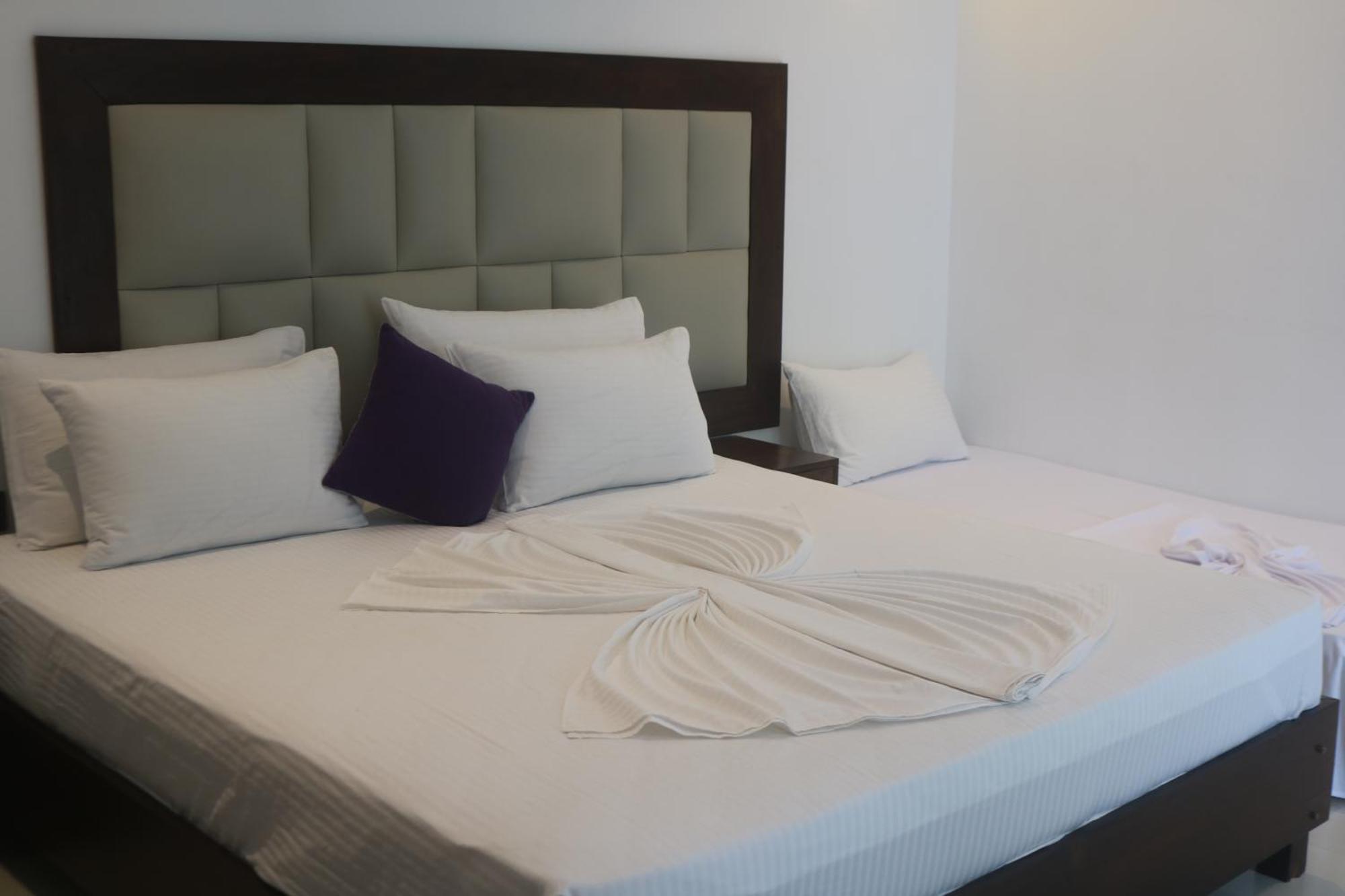 Mzion Hotel ウェリガマ エクステリア 写真